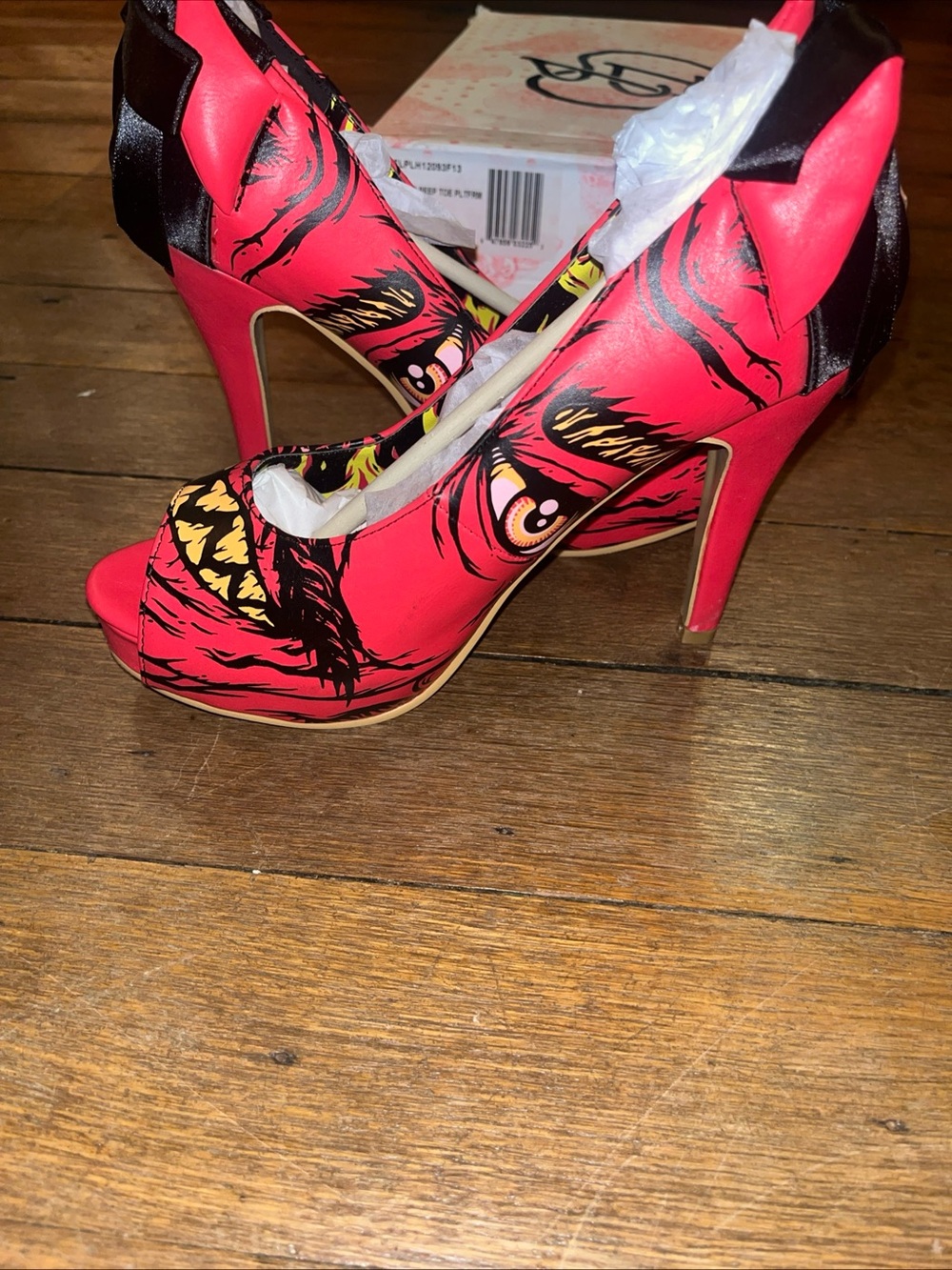 Iron Fist "Soul Stealer" Red & Black & Gold Peep Toe Platform Heels Sz 7 - Picture 6 of 11